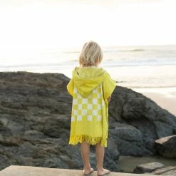 Sunnylife Beach Games Hooded Towel Checkerboard -Outlet Home Store SUL S2VGHOCB 4